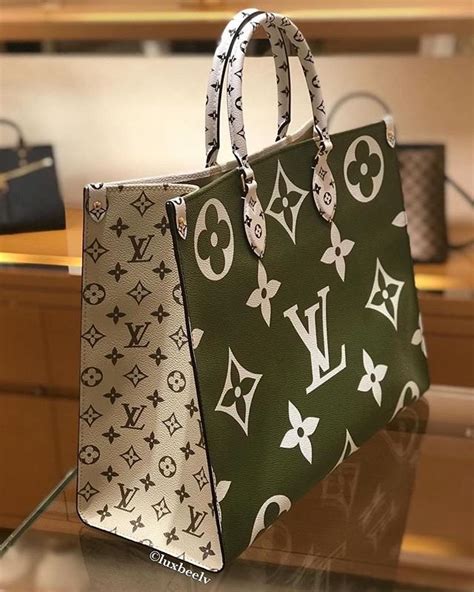 lv on the go tote green|onthego gm louis vuitton.